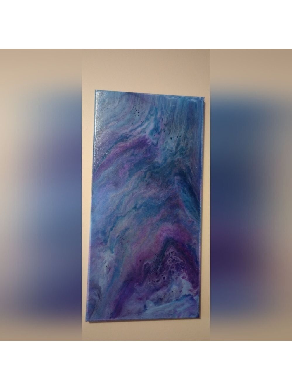 🄷🄰🄽🄳🄲🅁🄰🄵🅃🄴🄳 Purple And Blue Paint Pour Art